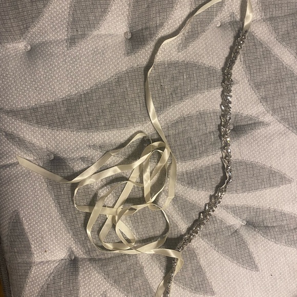 Sparkle Ribbon Belt - Picture 1 of 3